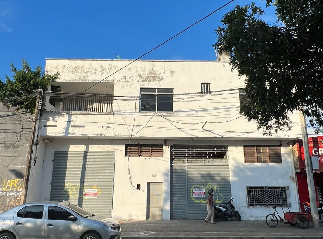 Bodega Centro primer piso (solo) $8M... bodega completa 9M