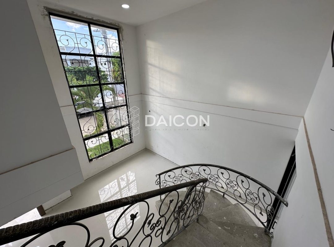 Imagen de WhatsApp 2025-11-13 a las 09.46.30_34d7a645