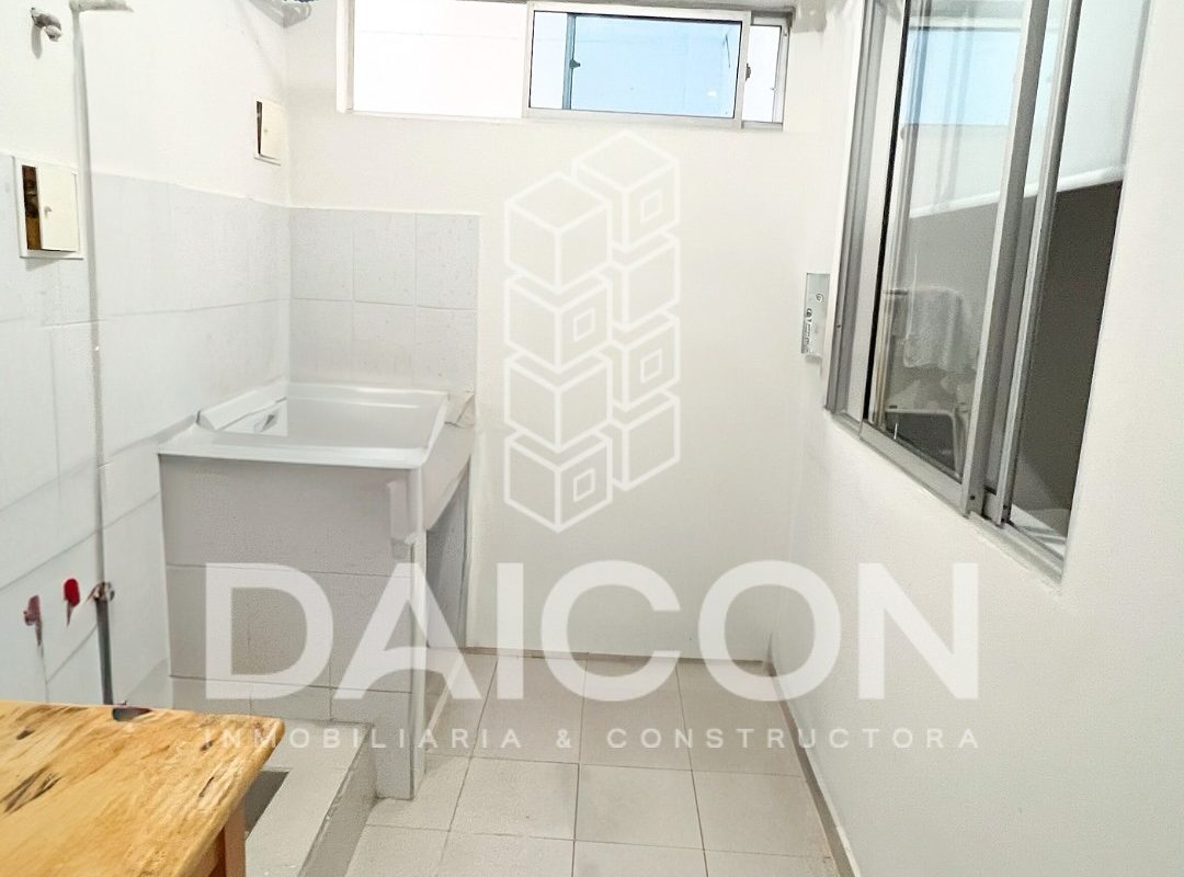 🏡 ¡Tu nuevo hogar en La Castellana te espera!📐 84.5 m² - 2 hab + cuarto de servicio - 3 baños (8)